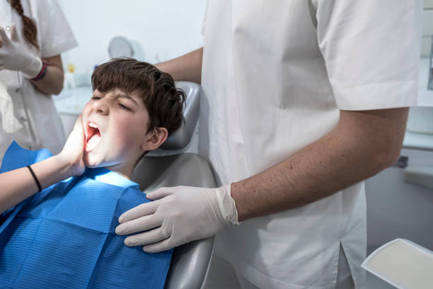 Best Weekend Emergency Dental Services in Holliday, TX